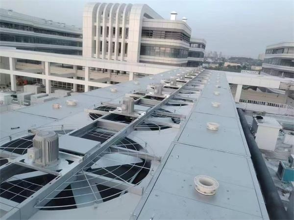 方塔填料是冷卻塔中不可替代的運行裝具,冷卻塔填料要求