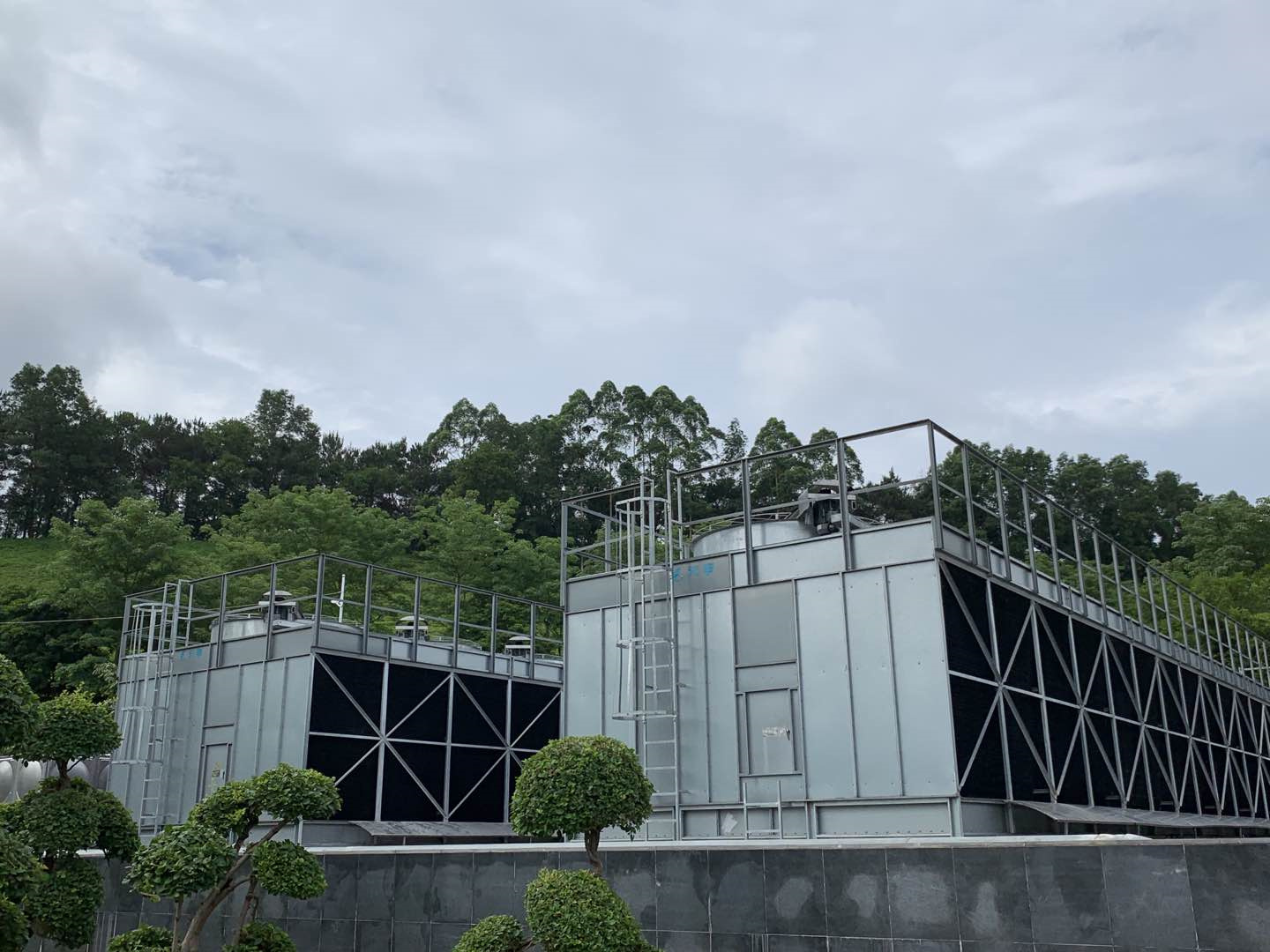 全鋼開式冷卻塔的結構配件特點說明(開式冷卻塔工作原理)